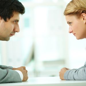 Curso en Resolución de Conflictos y Comunicación Asertiva en Entornos Laborales